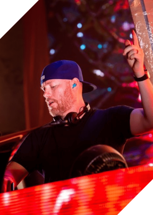 Eric Prydz Delights Fans with "Of Me" as Pryda Alias