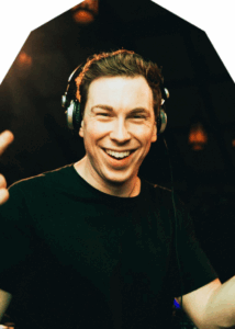Hardwell Closes the Book with a Throwback Blowout at Tomorrowland’s Great Library Stage