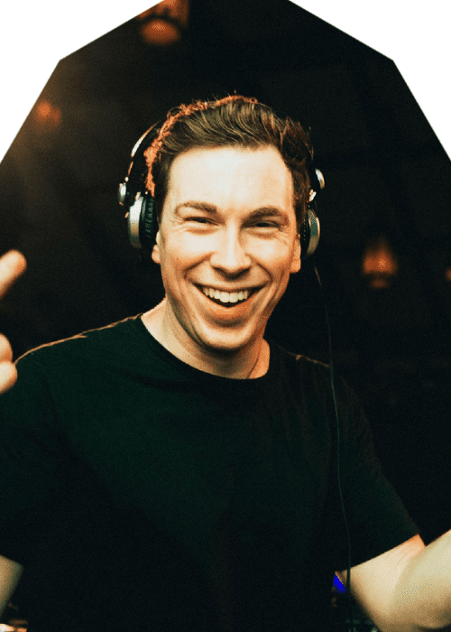 Hardwell Closes the Book with a Throwback Blowout at Tomorrowland’s Great Library Stage