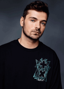 Martin Garrix Crashes Into Drum & Bass With Arcando and Bonn on “Set Me Free”