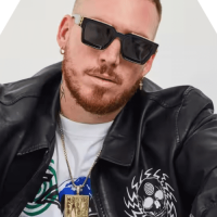 Hugel Drops New Summer Anthem “Loosen Up”